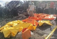 Kecelakaan maut terjadi di Jalinsum Muratara saat bus ALS menabrak tangki BBM hingga terbakar. Sebanyak 16 orang dilaporkan tewas dalam insiden tragis ini.( Poto : dok. Tribunnews.com )