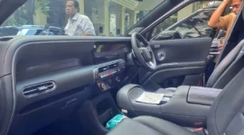 Hyundai Motor Indonesia melakukan pembaruan software pada Hyundai Palisade melalui OTA untuk meningkatkan keamanan sistem kursi elektrik.( Poto : ANTARA /Chairul Rohman ).