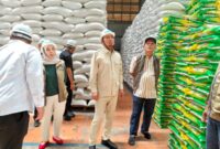 DPR RI memastikan stok pangan Jambi aman hingga 7 bulan ke depan. Bulog mencatat cadangan stabil, distribusi bantuan diperkuat.( Poto : FraksiGrindra.id)