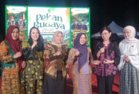 Hesti Haris mengapresiasi suksesnya Pekan Budaya Sarolangun dan mendorong pelestarian budaya lokal Jambi.( Poto : infojambi.com ).