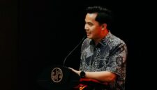 Warga Jambi diimbau terhadap penipuan mengatasnamakan Gubernur Al Haris. Modus meliputi tawaran jabatan, proyek, hingga kelulusan PNS.( Poto : JAMBIlink ).