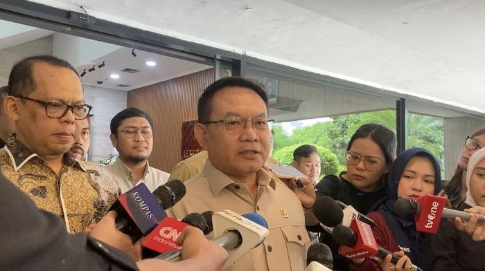 KSP dan KPK menyelidiki ketimpangan program makan bergizi gratis (MBG). Pemerintah siapkan langkah pengawasan dan perbaikan tata kelola untuk cegah korupsi.( Poto : detikcom/detiknews ).