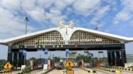 Gerbang tol Sebapo jambi.( poto : ANTARA )