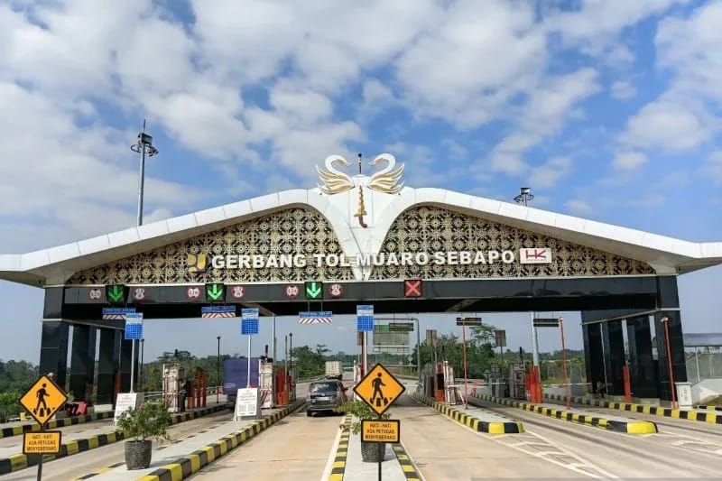 Gerbang tol Sebapo jambi.( poto : ANTARA )