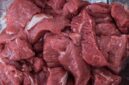 Ketahui cara menyimpan daging kurban agar tetap segar dan tahan lama, mulai dari teknik penyimpanan, penggunaan freezer.( Ilustrasi Poto : BAZNAS ).