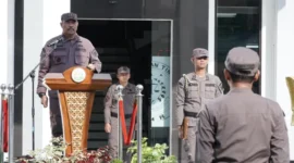 Kajati Jambi Pimpin Upacara HUT ke-75 PERSAJA, Tekankan Integritas Jaksa.( Poto : RRI.CO.ID ).