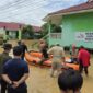 Hujan deras di Kota Jambi memicu banjir di empat kecamatan. Ratusan warga terdampak akibat genangan air dan drainase meluap.( Poto : detiksumbagsel).