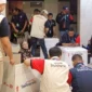 Pos Indonesia menghadirkan layanan Kargo Haji PosIND yang memudahkan jemaah haji mengirim oleh-oleh dari Arab Saudi ke Indonesia. ( Poto : dok.SINDOnews.com)