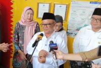 Pemerintah menetapkan masa tugas guru non-ASN berakhir 2026 dan menyiapkan skema baru menuju sistem ASN penuh pada 2027.( Poto : detikcom ).