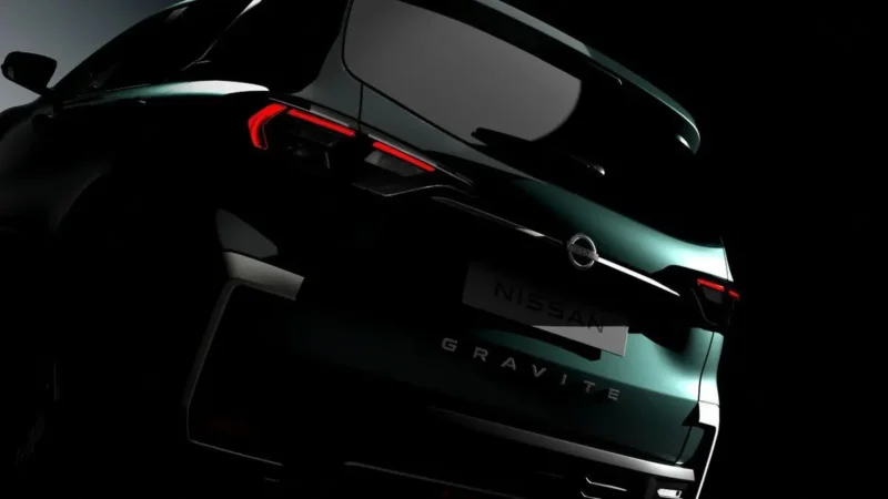 Nissan Grafit 2026 resmi meluncur sebagai MPV murah 7 penumpang dengan harga mulai Rp105 jutaan. Mobil ini menawarkan mesin 1.0 liter irit BBM, fitur lengkap.( Poto : RADAR BELITAR ).