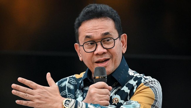 Pemerintah memastikan impor nafta dari Amerika Serikat tiba di Indonesia pada pertengahan Mei 2026 untuk menjaga pasokan industri petrokimia.( Poto : CNN Indonesia/Sulthony Hasanuddin ).