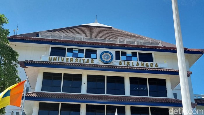 DJKI Kementerian Hukum merilis daftar kampus dengan pengajuan paten terbanyak di Indonesia tahun 2025, dipimpin oleh Universitas Airlangga, UGM, dan ITB. ( Poto : detikjatim/ Esti Widiyana ).