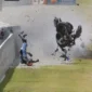 Kecelakaan Alex Marquez di GP Catalunya 2026 menyebabkan cedera serius pada tulang leher C7 dan selangka, memicu dua red flag dalam balapan MotoGP.( Poto : istimewa ).