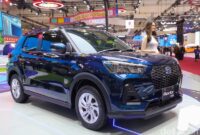 Daihatsu Rocky Hybrid hadir dengan teknologi e-SMART Hybrid yang menggabungkan efisiensi bahan bakar tinggi dan performa responsif, dengan konsumsi hingga lebih dari 30 km/liter.( Poto : detikcom/ Grandyos Zafna ).