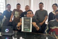 Seorang warga di Jambi kehilangan Rp400 juta setelah percaya janji masuk jaksa melalui jalur khusus yang mencatut nama Gubernur Jambi.( detiksumbagsel ).
