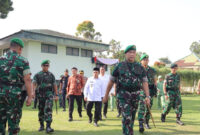 Al Haris bersama Danrem 042/Gapu.(poto : jambilink.id )