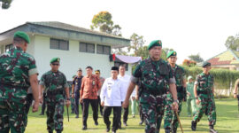 Al Haris bersama Danrem 042/Gapu.(poto : jambilink.id )