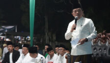Gubernur Jambi Dr. H. Al Haris, S.Sos, MH saat memberikan sambutan di Ponpes Thoriqul Jannah Al-Firdaus( poto : bicarajambi.com).