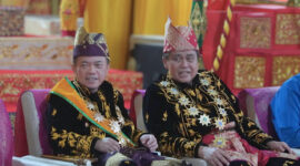 Gubenur Jambi Al Haris (kiri) bersama Anggota DPR-RI Hasan Basi Agus  ( kanan ).( poto : bicarajambi.com )