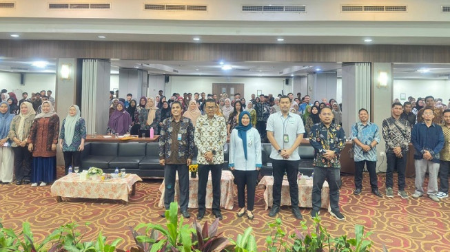 Kepala BPS Kabupaten Muaro Jambi, Edy Subagiyo, menyampaikan apresiasi atas dukungan BPJS.( poto : infojambi.com ).