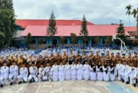 Siswa/i SMA 1 Kota Sungai Penuh dan tenaga Pendidik( poto : RRI )