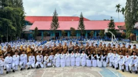 Siswa/i SMA 1 Kota Sungai Penuh dan tenaga Pendidik( poto : RRI )