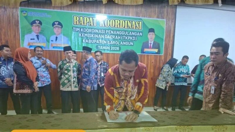Rapat Koordinasi TKPKD Kabupaten Sarolangun yang dipimpin Wakil Bupati Gerry Trisatwika di Aula Bappeda, Kamis (25/6/2026).( poto : halojambi.com )