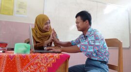 Ilustrasi Guru PPPK SLB belumterima sertifikasi( poto : hariankaltim.com ) 