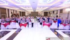Kapolda jambi Irjen Pol Krisno H Siregar saat membuka rakernis intelkam polda Jambi, Kamis (18/6/2026). ( poto : ANTARA )