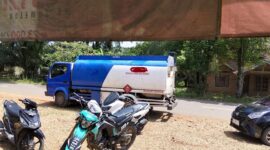 Dugaan salah satu mobil pemasok BBM ke PETI.( Poto : jambiprima.com)