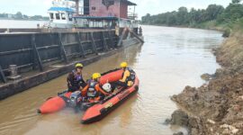 Seorang pemancing hilang Sungai Batanghari, Korban bernama Indra, warga Pematang Sulur, diduga tenggelam.(poto : jambilink.id ).