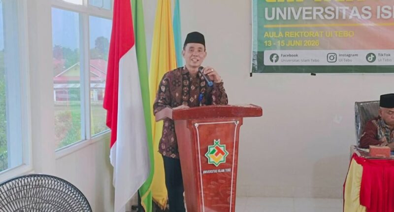 Rektor Universitas Islam Tebo, Dr. Nurhuda, S.Pd., M.Pd.( poto : jambiprima.com )