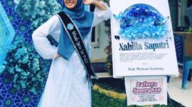 Nabilla Saputri berhasil menyelesaikan hafalan Al-Qur’an sekaligus menuntaskan pendidikan di SIT Mutiara Hati.( Poto : jambiprima.com ).