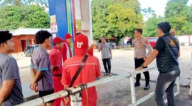 Kapolsek Batin XXIV turun langsung cek dugaan pelangsiran BBM di SPBU Durian Luncuk( poto : jambiprima.com )