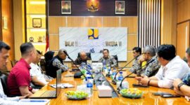 Bupati Bungo H. Dedy Putra mengikuti audiensi bersama jajaran BWSS VI Jambi dan pihak investor ( poto : jambiprima.com )