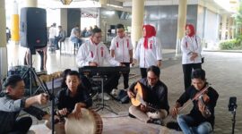 flashmob musik Bandara Jambi berlangsung meriah di Bandara Sultan Thaha Jambi pada Rabu, 10 Juni 2026.( poto : jambiekspres.co.id )