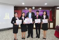 Tim EYECONIC beranggotakan Elgradcia Mellissa dari UNJA, Ilham Riennardi dari IPB University, Elyta Yoja Novita Syafara dari Universitas Negeri Malang, dan Bintang Okta Anggradewi dari SMK 1 Mas Ubud.( poto : jambiprima.com )