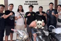Polres Bungo menangkap pelaku curanmor di Muara Bungo dan mengamankan tiga motor hasil kejahatan.( poto : jambiprima.com )