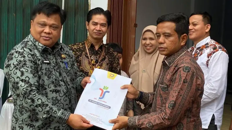 Sekretaris Daerah (Sekda) Merangin, Zulhifni memaparkan Pemerintah Kabupaten Merangin meresmikan operasional Depo Pomindo pertama di Provinsi Jambi, Kamis (18/6/2026).( poto : tribunjambi.com )