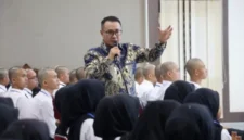 Wali Kota Sungai Penuh, Alfin, menantang para Calon Pegawai Negeri Sipil (CPNS) untuk meninggalkan zona nyaman dan membangun pola kerja baru yang lebih adaptif.( poto : jambione.com )