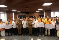 UNJA melepas lima tim PPK Ormawa penerima pendanaan nasional.( poto : jambione.com)