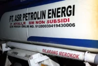 Salah satu kendaraan yang ditemukan di lokasi kebakaran gudang minyak di kawasan Sukakarya, Kota Jambi( poto : metrojambi.com )