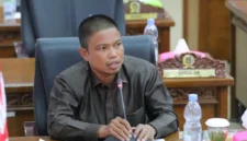 Anggota DPRD Kabupaten Tanjung Jabung Barat dari Fraksi Gerindra, H Assek( poto : jambione.com )