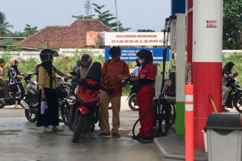 Kenaikan harga pertamax di Muara Bulian, Rabu (10/6/2026). (ANTARA/Riski Apriyani).