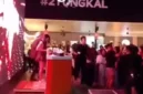Penampilan DJ perempuan di Cafe Oris Kuala Tungkal, Kabupaten Tanjabbar.( poto : metrojambi.com )