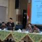 Wali Kota Jambi, Maulana menghentikan penutupan TPS. Dialog Publik Pengelolaan Sampah Kota Jambi di Aula Griya Mayang, Rumah Dinas Wali Kota Jambi, Sabtu (13/6/2026).( poto : metrojambi.com )