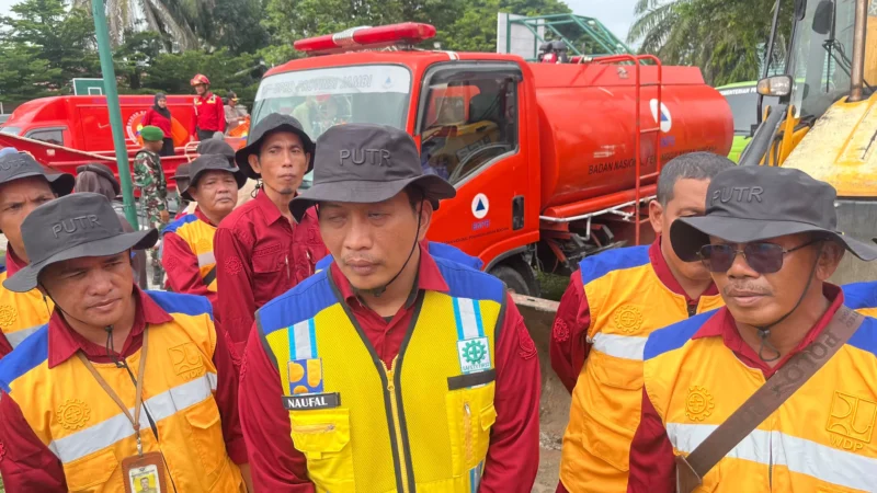 PUTR Jambi mengerahkan 75 personel yang telah mengikuti pelatihan penanganan darurat karhutla.( poto : metrojambi.com )