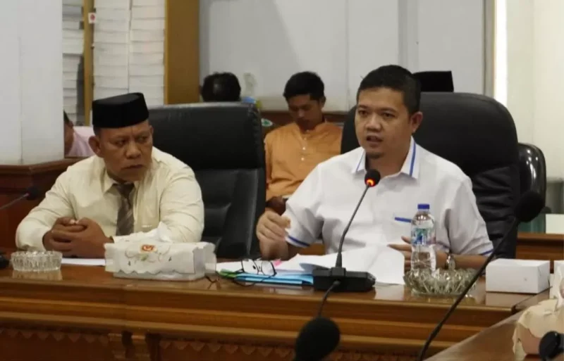Wakil Ketua II DPRD Batang Hari, Muhammad Firdaus.( poto : metrojambi.com )