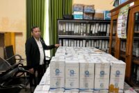 Kasi Bina Haji dan Pelayanan Haji dan Umroh Kabupaten Batang Hari, Elisdar, menjelaskan bahwa pihaknya menerima seluruh paket sesuai jumlah jamaah.( poto : ANTARA )