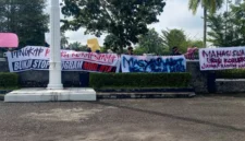 Warga Jambi mendesak DPRD lanjutkan program makan bergizi gratis MBG.( poto : metrojambi.com )